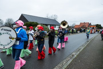 Bild 146 - Latuff Umzug